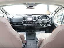 Burstner B66 T 690 G  Motorhome9