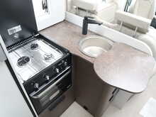 Burstner B66 T 690 G  Motorhome18