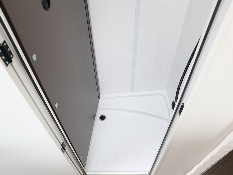 Burstner B66 T 690 G  Motorhome - Large 21