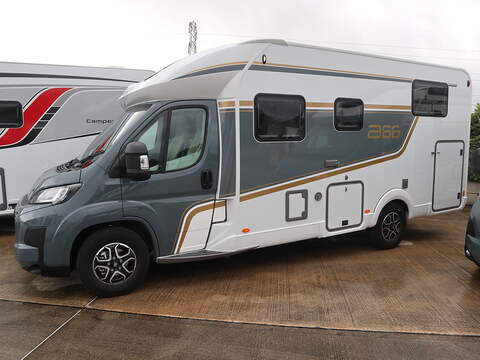 Burstner B66 IT 690 G Motorhome - N2133