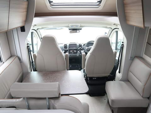 Burstner B66 IT 690 G Motorhome - N2133