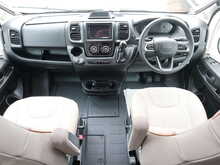 Burstner B66 IT 690 G  Motorhome9