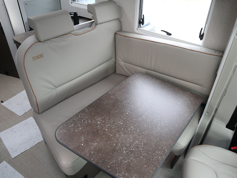 Burstner B66 IT 690 G  Motorhome - Large 13