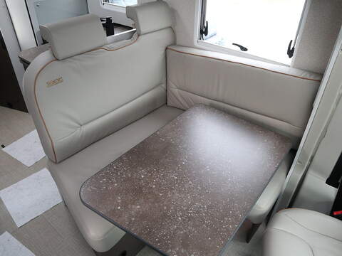 Burstner B66 IT 690 G Motorhome - N2133