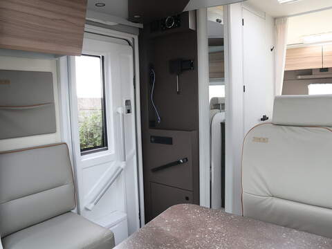 Burstner B66 IT 690 G Motorhome - N2133