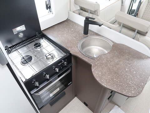 Burstner B66 IT 690 G Motorhome - N2133