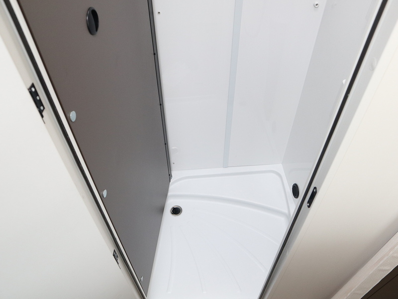 Burstner B66 IT 690 G  Motorhome - Large 21