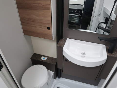 Burstner B66 IT 690 G Motorhome - N2133