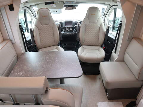 Burstner B66 IT 690 G Motorhome - N2133