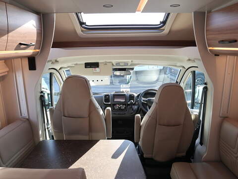 Burstner B66 IT 744 Motorhome - N2134