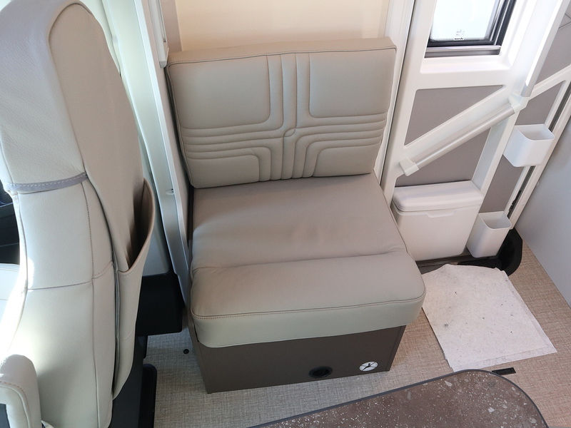 Burstner B66 IT 744 2026 Motorhome - Large 11