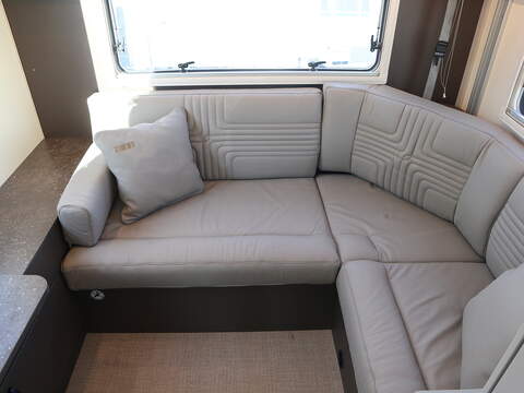 Burstner B66 IT 744 Motorhome - N2134