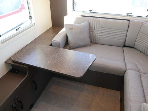 Burstner B66 IT 744 Motorhome - N2134