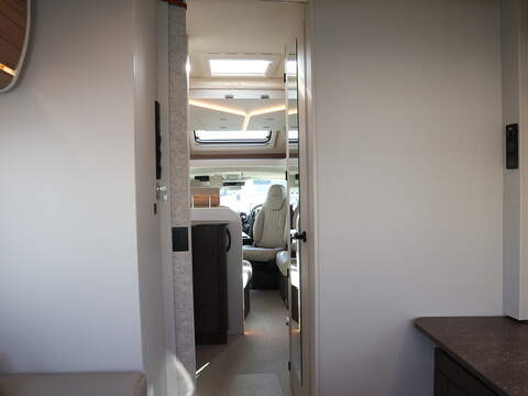 Burstner B66 IT 744 Motorhome - N2134