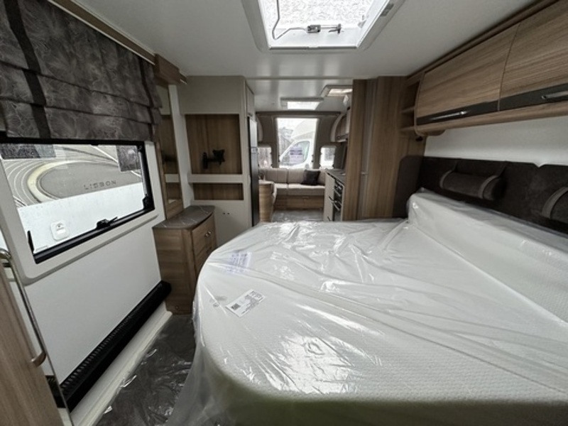 Bailey Alicanto Grande Deluxe Alvor 2026 Caravan - Large 6