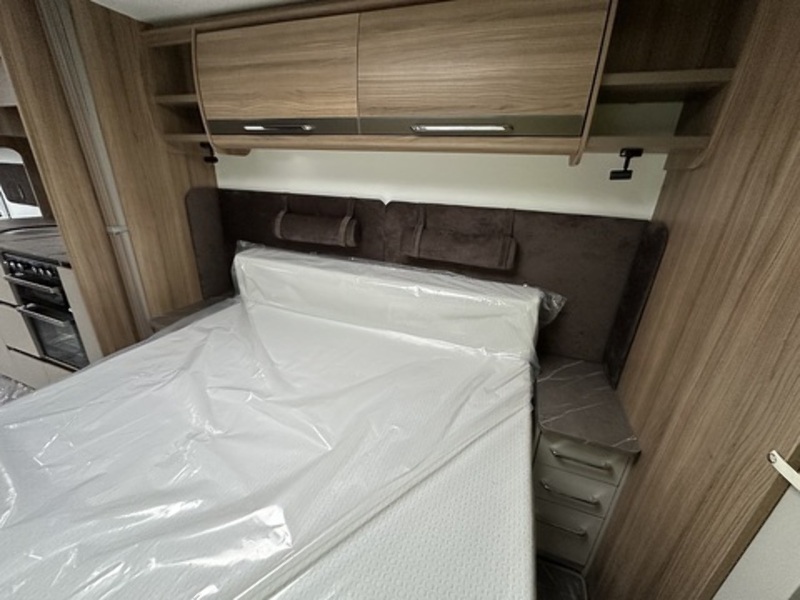 Bailey Alicanto Grande Deluxe Alvor 2026 Caravan - Large 7