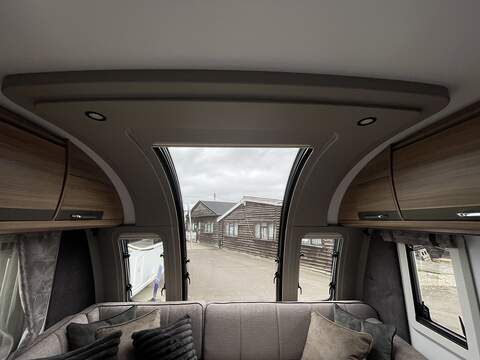 Bailey Alicanto Grande Deluxe Alvor Caravan - N2137