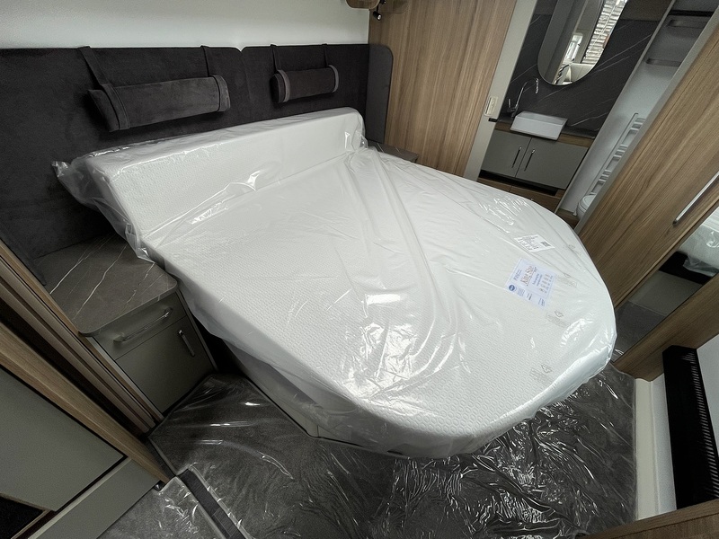 Bailey Alicanto Grande Deluxe Alvor 2026 Caravan - Large 10