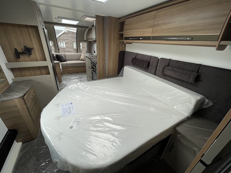 Bailey Alicanto Grande Deluxe Alvor 2026 Caravan - Large 14