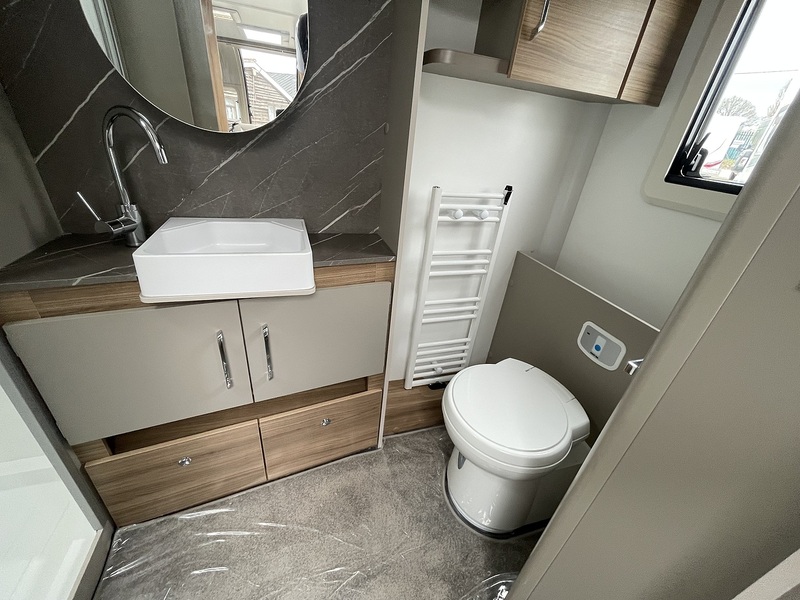Bailey Alicanto Grande Deluxe Alvor 2026 Caravan - Large 15