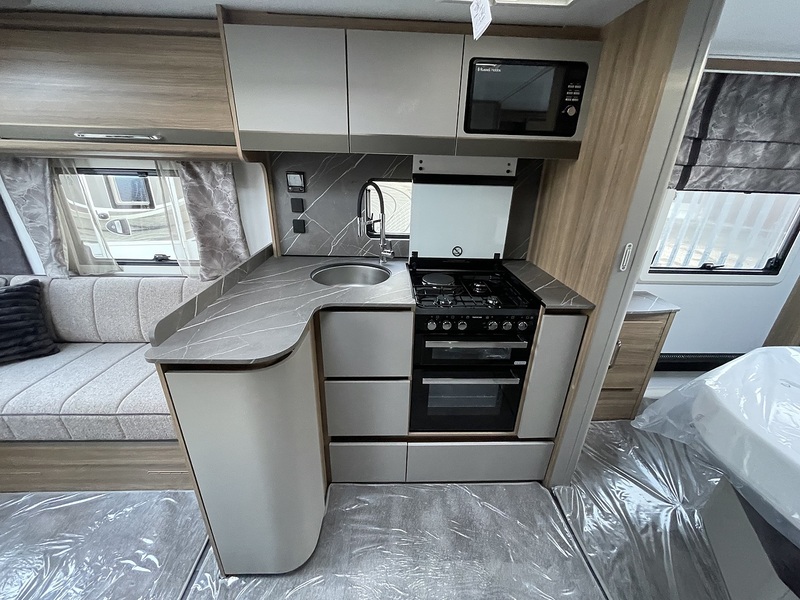 Bailey Alicanto Grande Deluxe Evora 2026 Caravan - Large 6