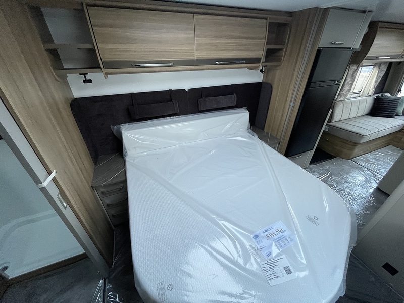 Bailey Alicanto Grande Deluxe Evora 2026 Caravan - Large 12