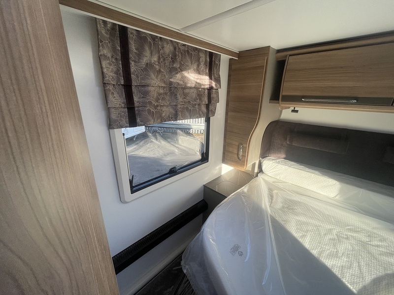 Bailey Alicanto Grande Deluxe Porto 2026 Caravan - Large 15