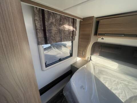 Bailey Alicanto Grande Deluxe Porto Caravan - N2140