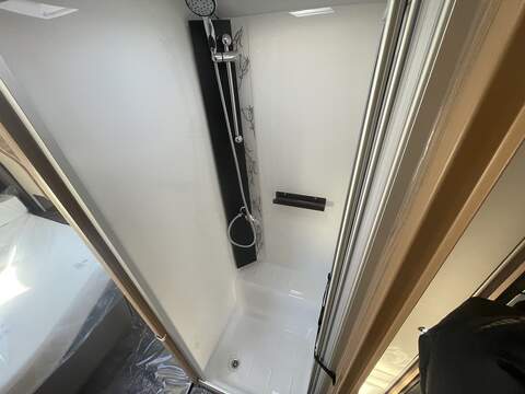 Bailey Alicanto Grande Deluxe Porto Caravan - N2140