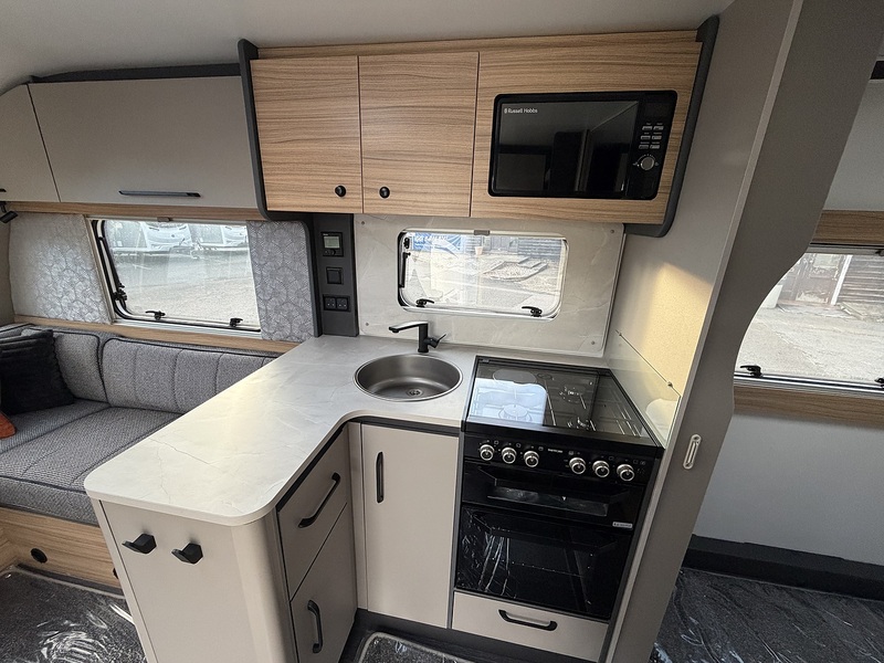 Bailey Pegasus Grande Blk Edt Brindisi 2026 Caravan - Large 10