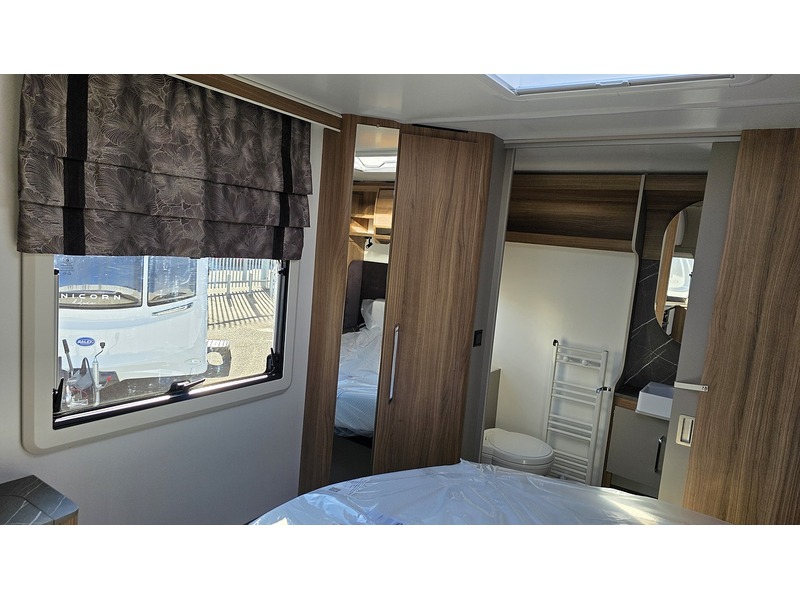 Bailey Alicanto Grande Deluxe Sintra 2026 Caravan - Large 17