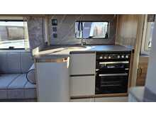 Bailey Alicanto Grande Deluxe Sintra 2026 Caravan9