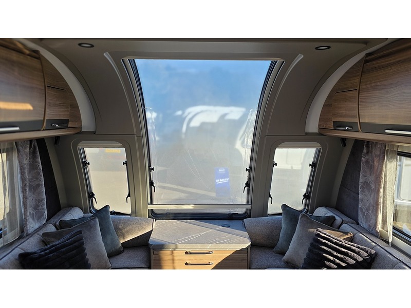 Bailey Alicanto Grande Deluxe Sintra 2026 Caravan - Large 3