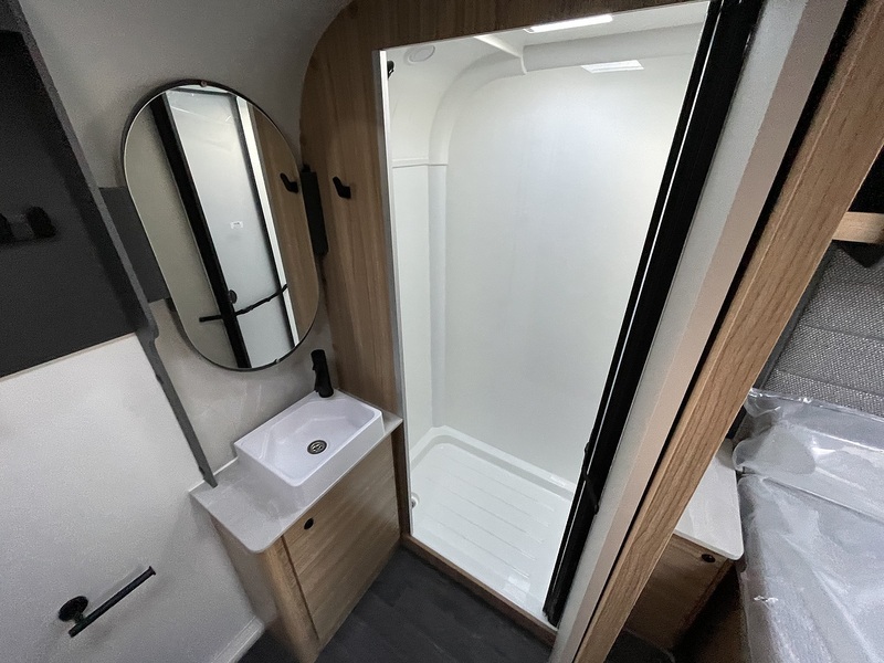 Bailey Pegasus Grande Black Edition Bologna 2026 Caravan - Large 11