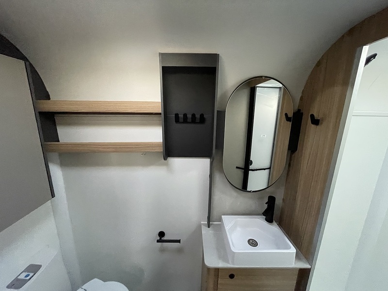 Bailey Pegasus Grande Black Edition Bologna 2026 Caravan - Large 13