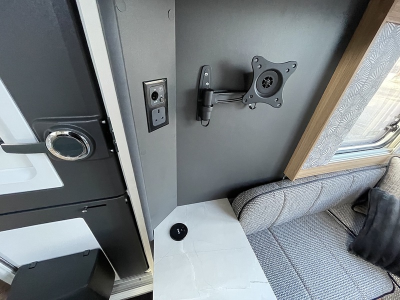 Bailey Pegasus Grande Black Edition Bologna 2026 Caravan - Large 21