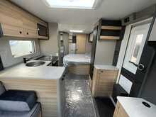 Bailey Pegasus Grande Black Edition Bologna 2026 Caravan2