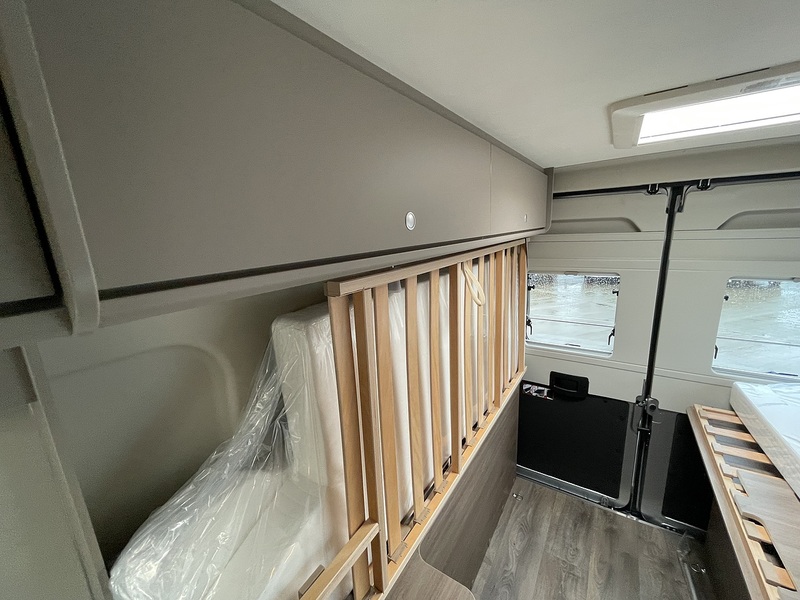 Carado CV602 Pro  Campervan - Large 16