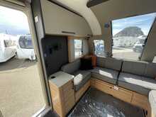 Bailey Pegasus Grande Black Edition Brindisi 2026 Caravan7
