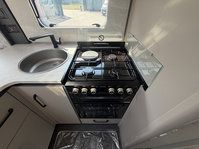 Bailey Pegasus Grande Black Edition Messina 2026 Caravan - Large 10