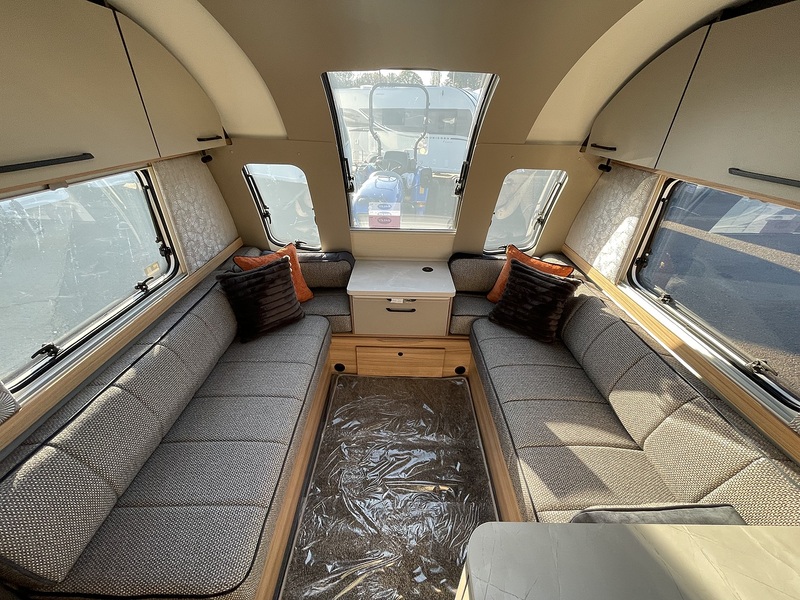 Bailey Pegasus Grande Black Edition Portofino 2026 Caravan - Large 3