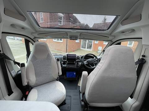 Carado CV600 Pro + Campervan - N2153