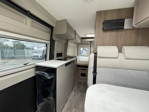 Carado CV600 Pro + Campervan - N2153