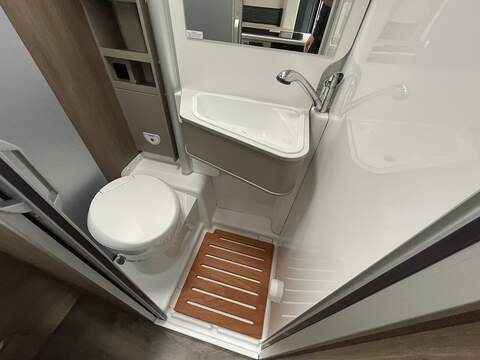 Carado CV600 Pro + Campervan - N2153