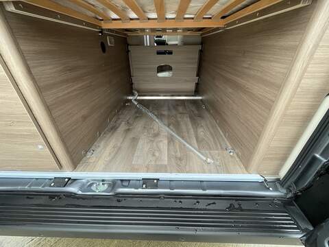Carado CV600 Pro + Campervan - N2153