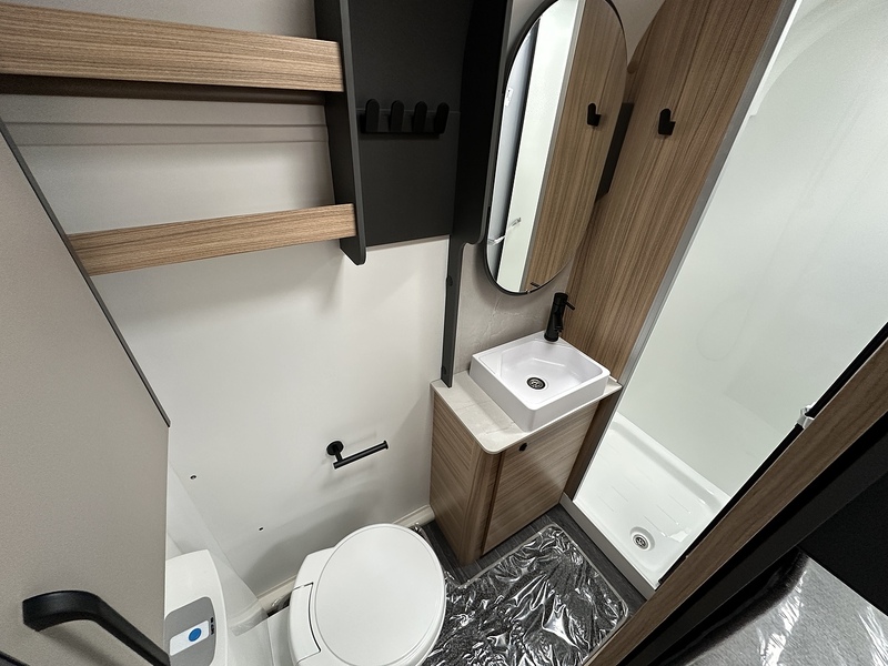 Bailey Phoenix Black Edition 440 2026 Caravan - Large 5