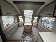 Bailey Phoenix Black Edition 440 2026 Caravan3