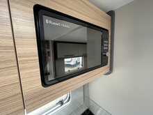 Bailey Phoenix Black Edition 440 2026 Caravan8