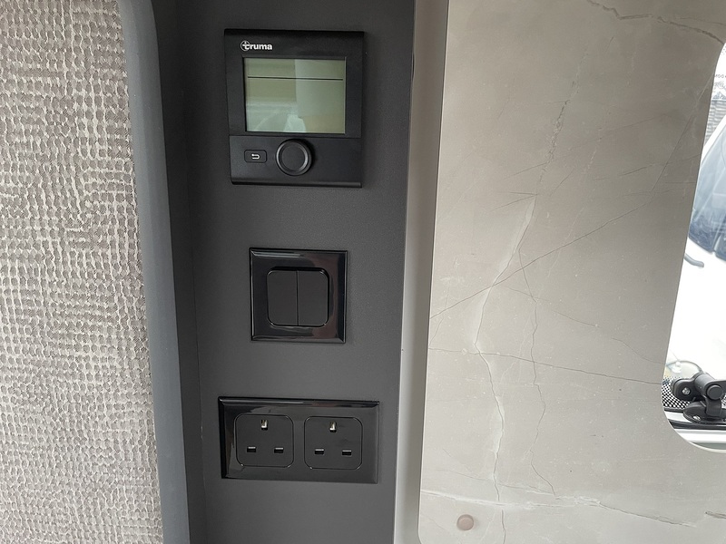 Bailey Phoenix Black Edition 440 2026 Caravan - Large 20