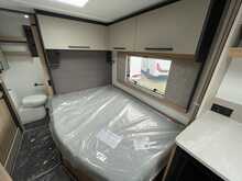 Bailey Phoenix Black Edition 440 2026 Caravan13